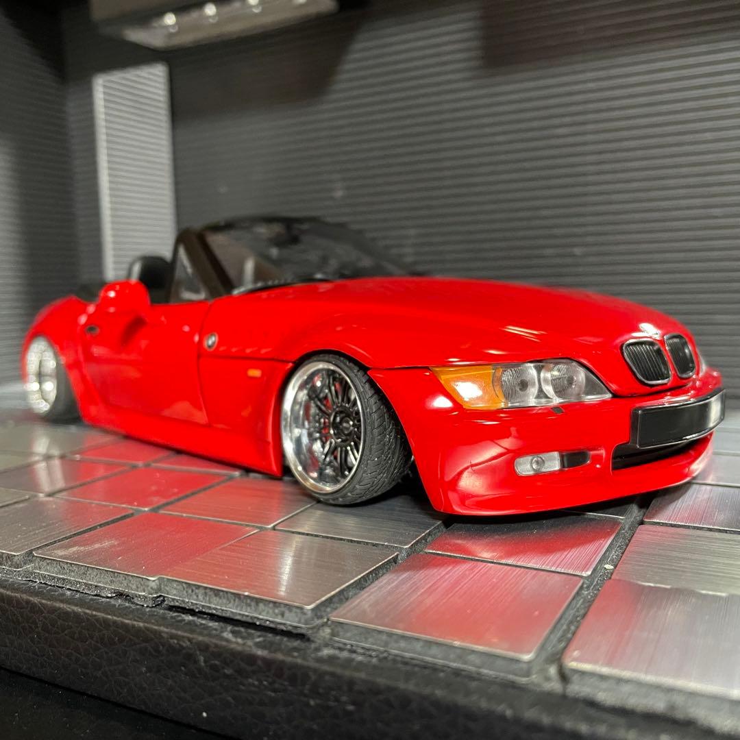 UTモデル 1/18 BMW Z3 ロードスター（カスタム仕様)