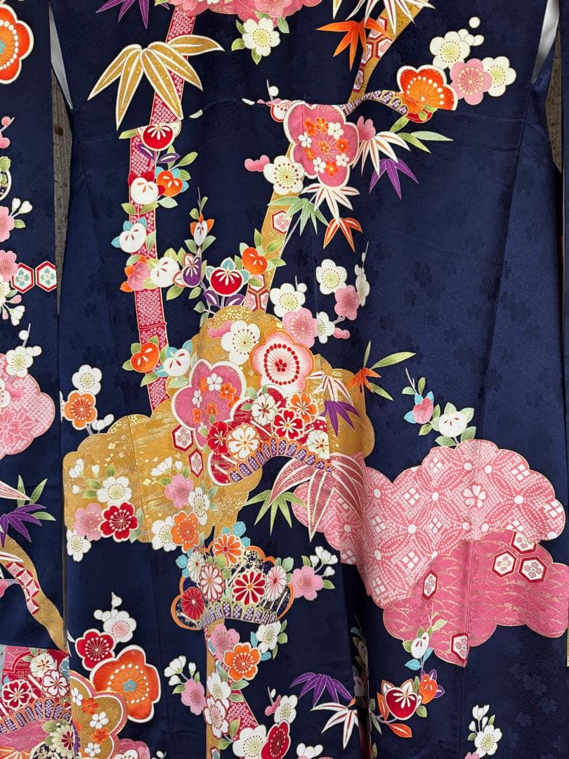 専用です　4点セットLサイズ松竹梅に牡丹菊模様刺繍振袖(684)