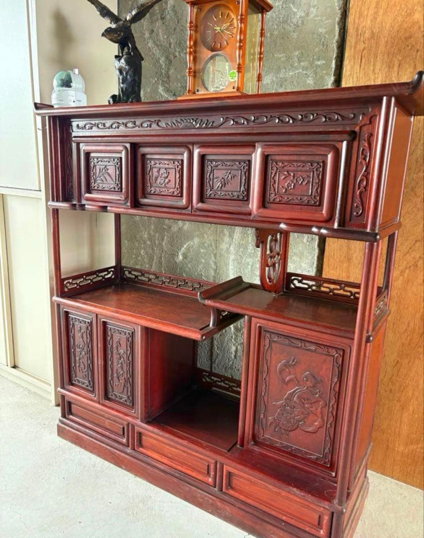 レア 貴重 銘木、骨董品 飾り棚　茶箪笥　透かし彫り　年代品　茶棚和棚、木製家具