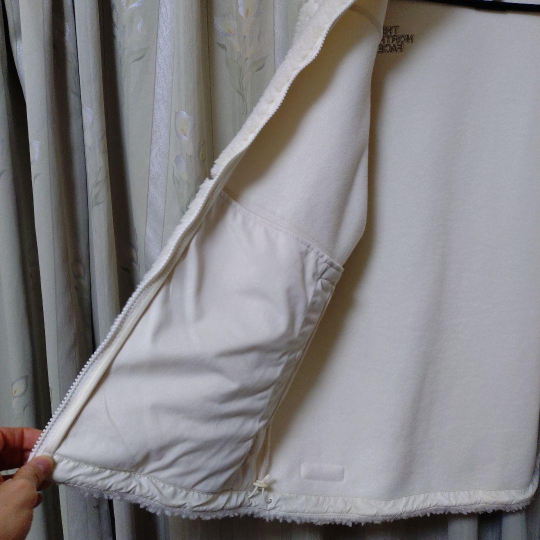 ノースフェイス　白色ボアジャケット