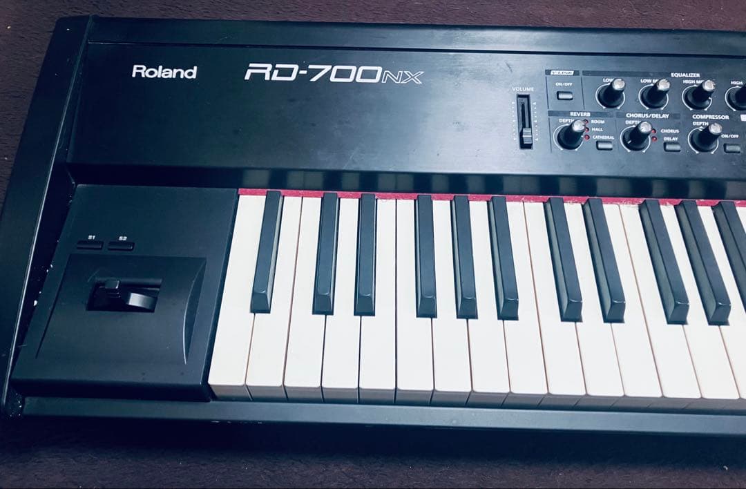 Roland 電子ピアノRD-700NX 最安値　シンセサイザー動作品　中古良品