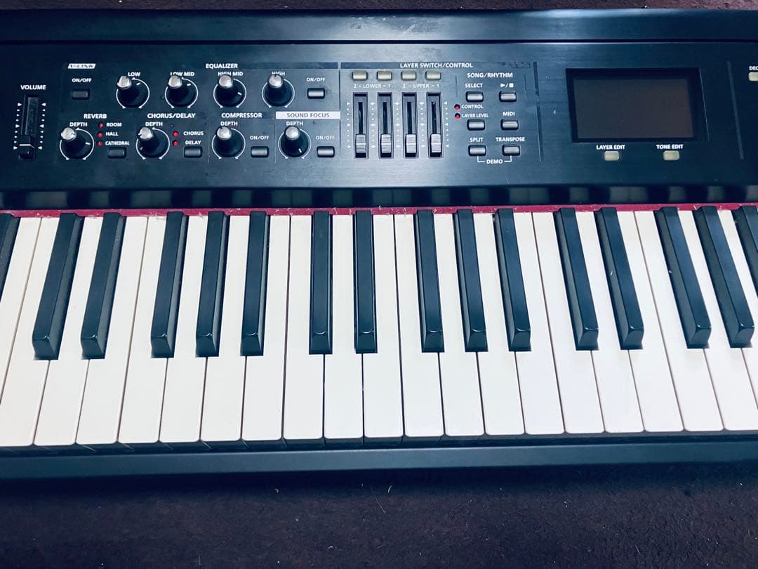 Roland 電子ピアノRD-700NX 最安値　シンセサイザー動作品　中古良品