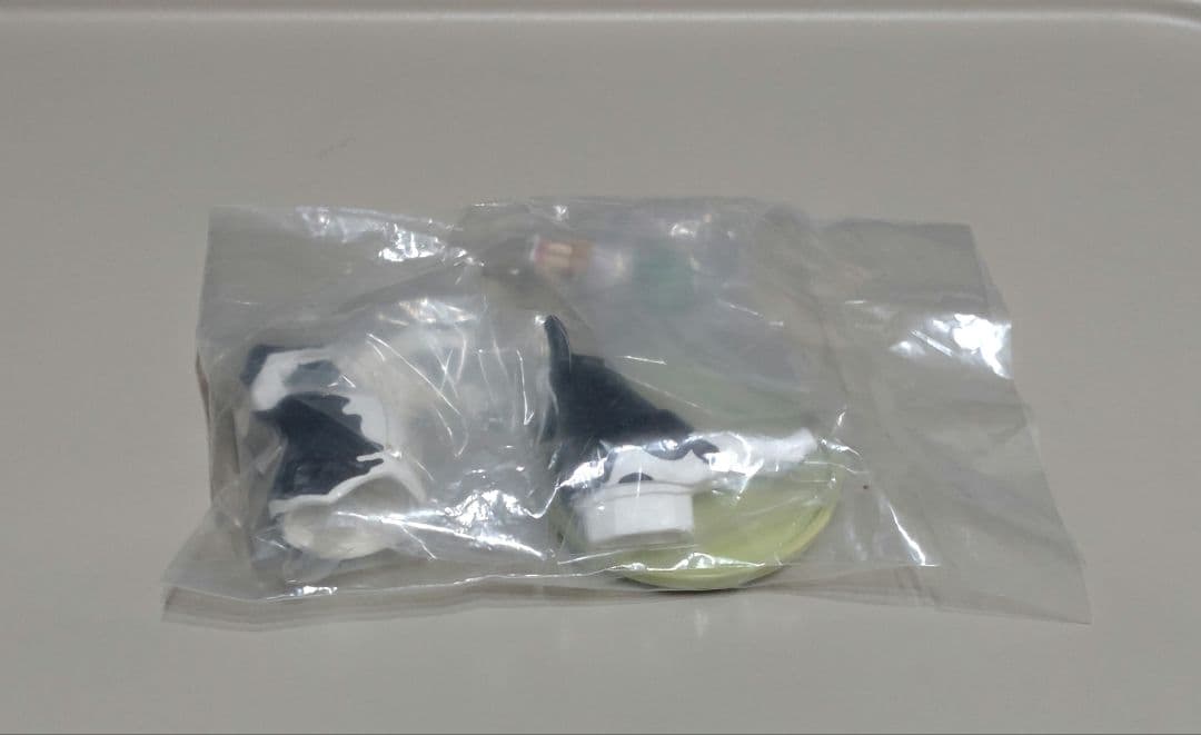 未開封あり。よつばと！しろとくろのどうぶつフィギュアセット 7体