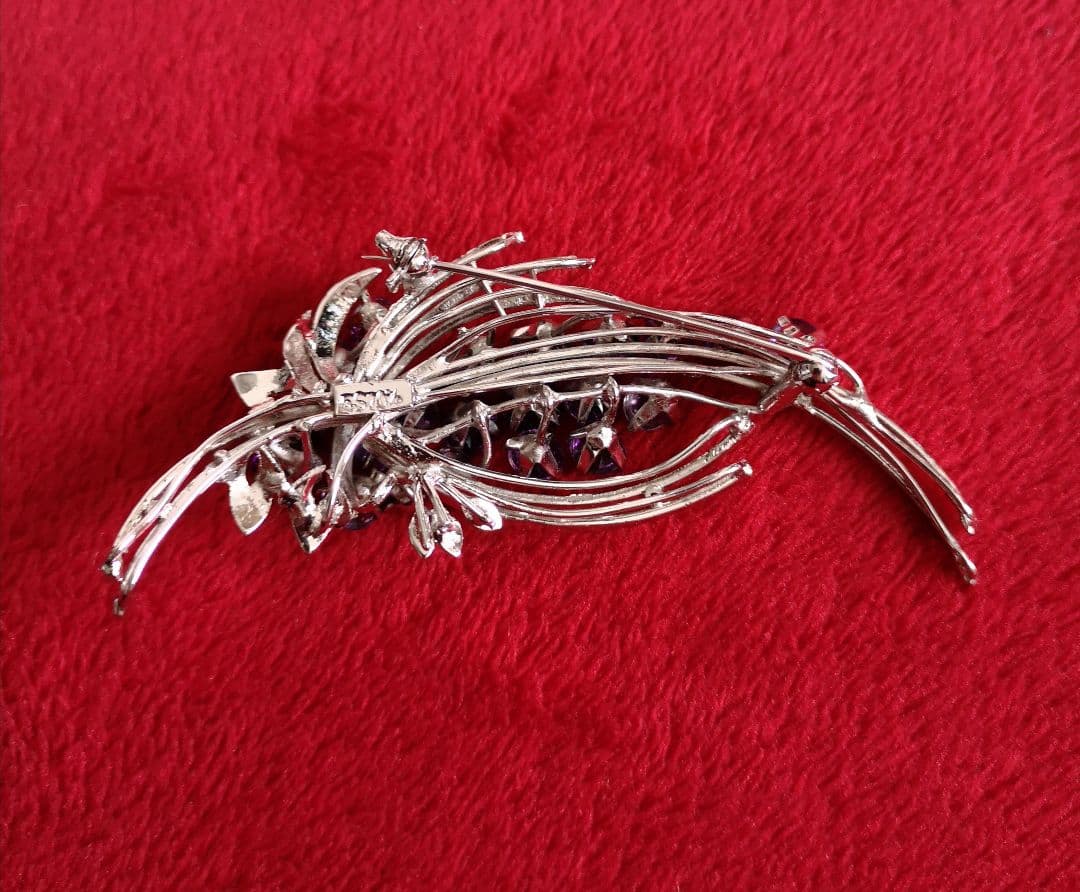 ヴィンテージ ブローチ 天然石 アメジスト 21石 カボッション 刻印入り 4