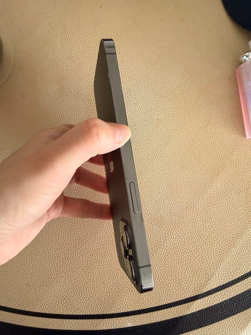 Apple iPhone 12 Pro maxグラファイト