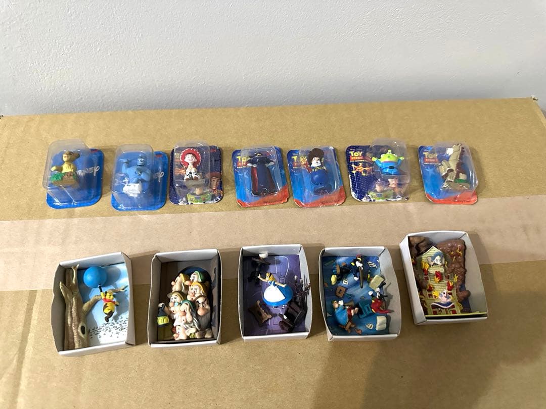 Disney 「ミニブリスターコレクション」キャラボトリンなど