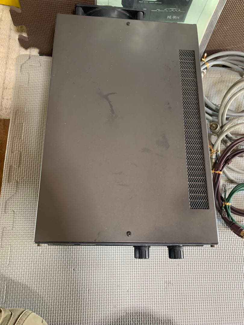 【動作未確認】東京ハイパワーのHL-1KFXソリッドステートHFリニアアンプ