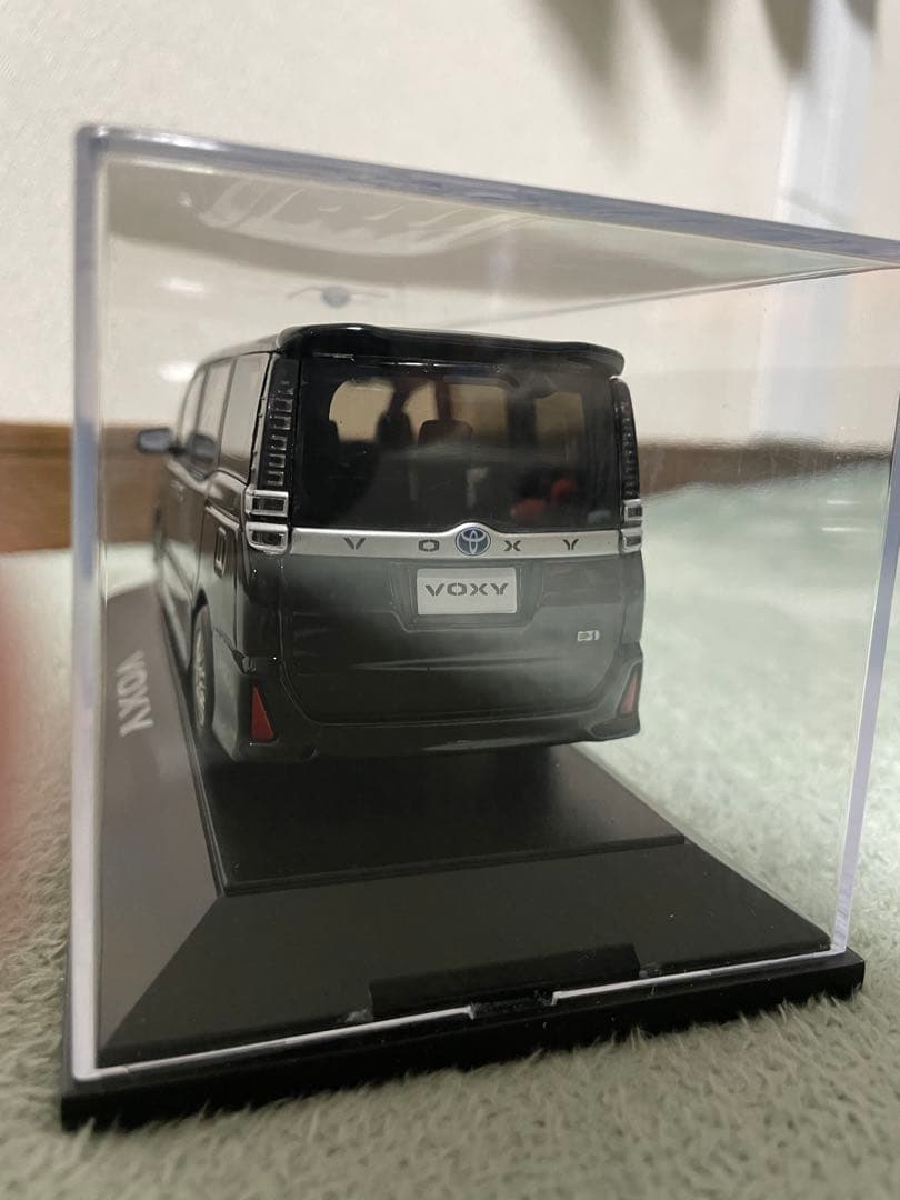 希少！トヨタヴォクシー 80後期VOXY サンプルミニカー 黒202
