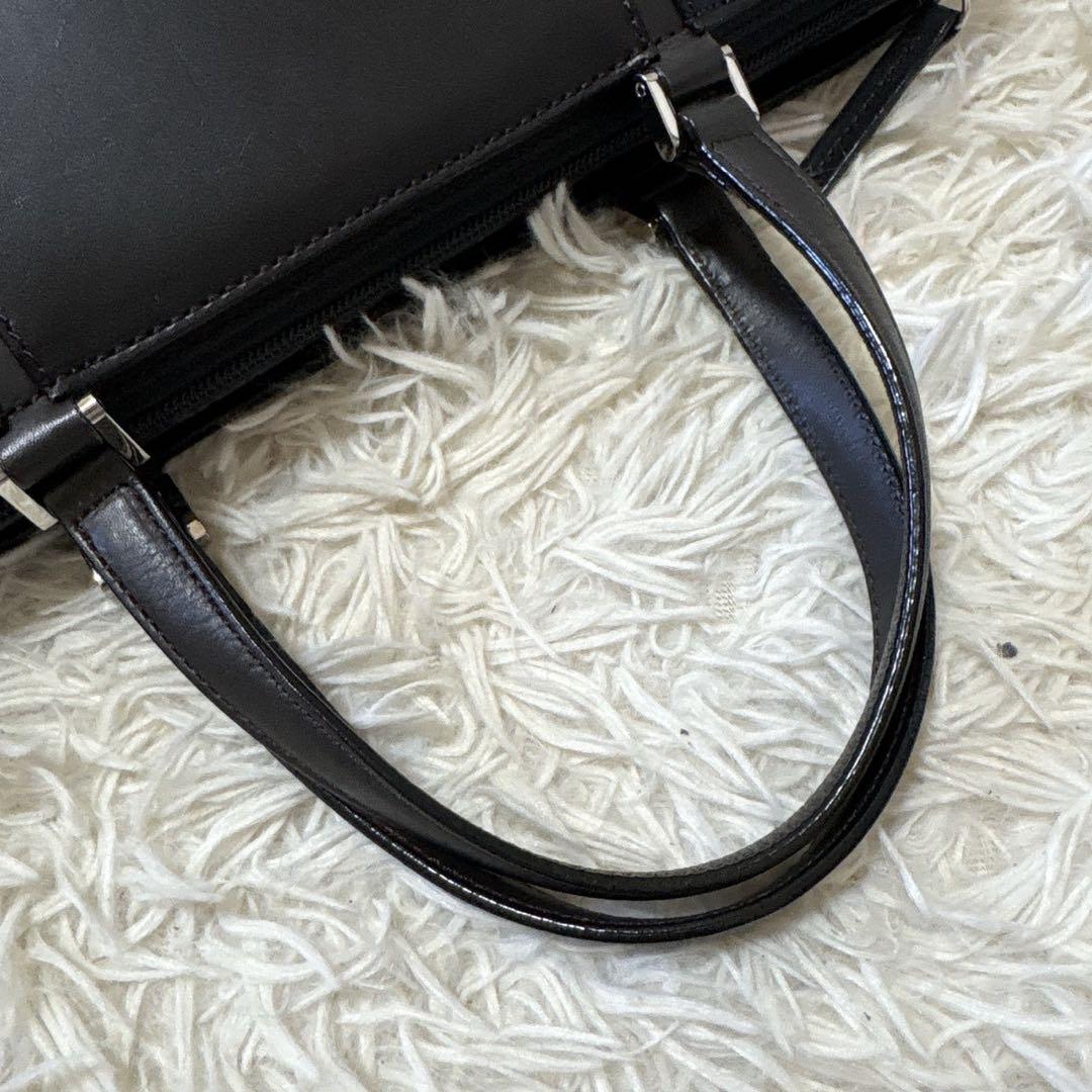 美品　BURBERRY バーバリー ハンドバッグ 横長 ノバチェック 本革 黒