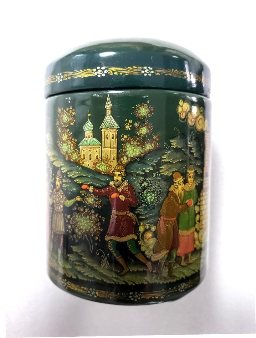 ロシア工芸品　細密画　パレフ 筒状の小箱　箱無し