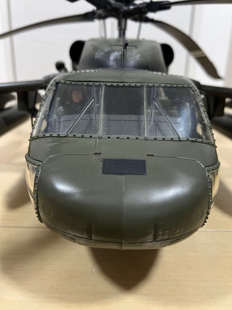 【超希少】エリートフォース 1/18 ブラックホーク UH‑60 ヘリコプター