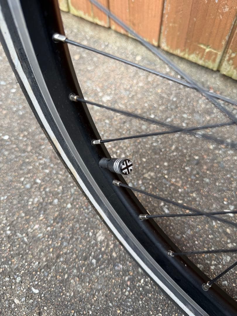 ブロンプトP line 4速ミッドナイトブラック クロモリ➕一部チタンフレーム