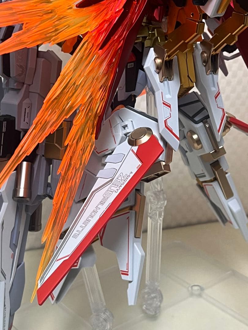 ま*お様 hgデスティニーガンダム SpecII ゼウスシルエット•ハイネカラー