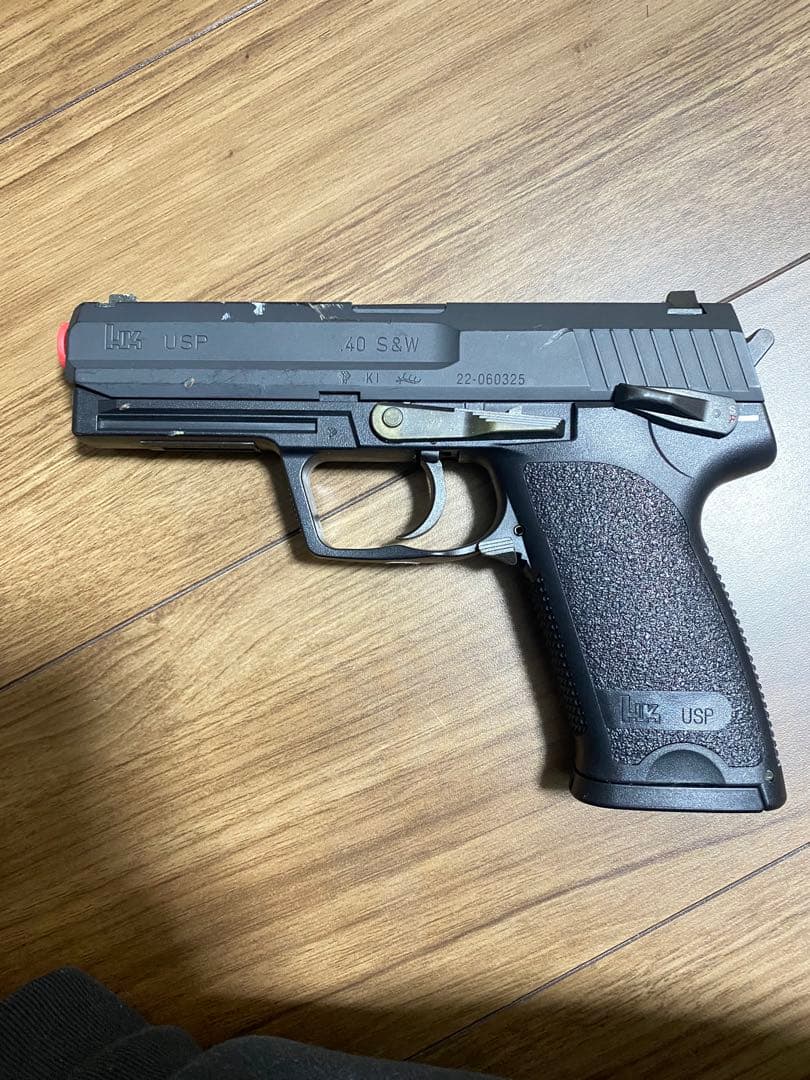 H&K USP 電動ガン 本体と拡張マガジン、説明書付き