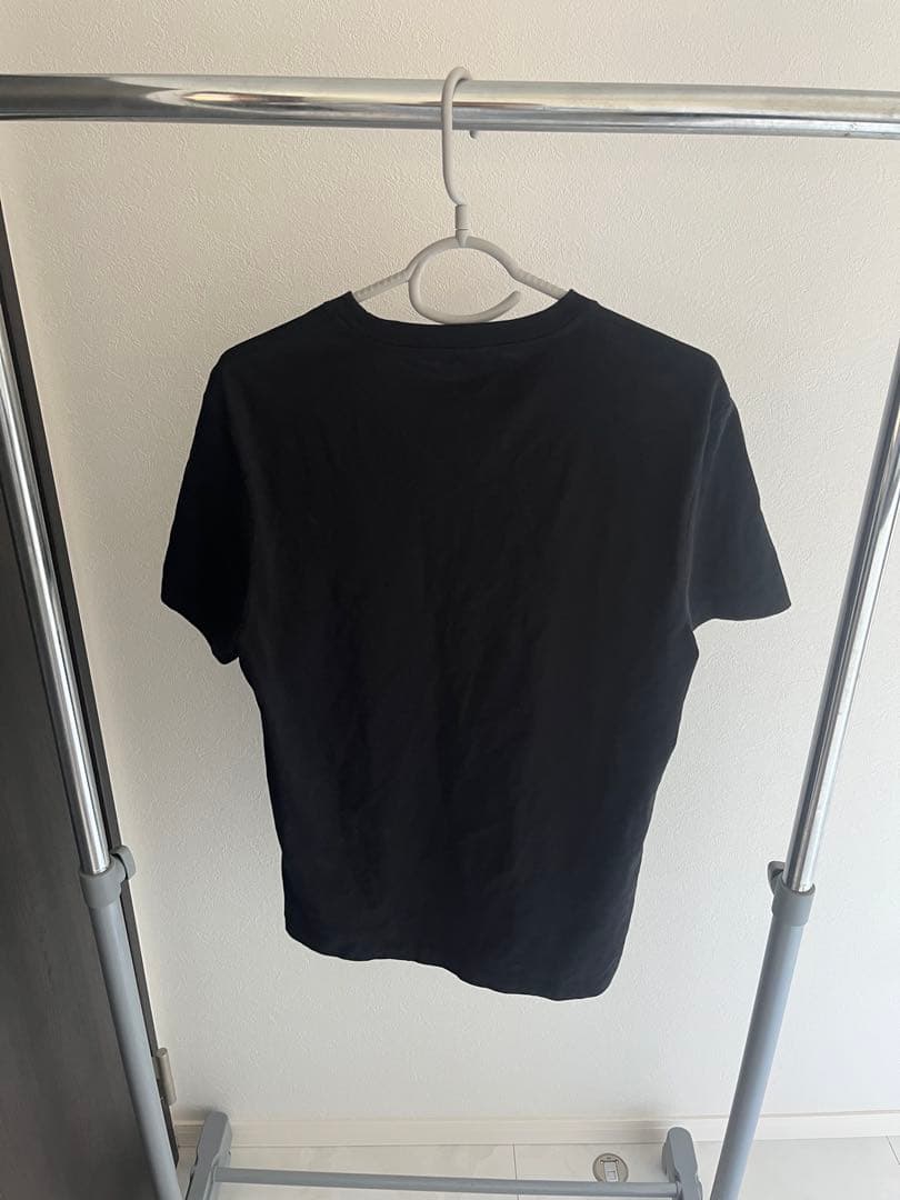 ベルサーチ　tシャツ