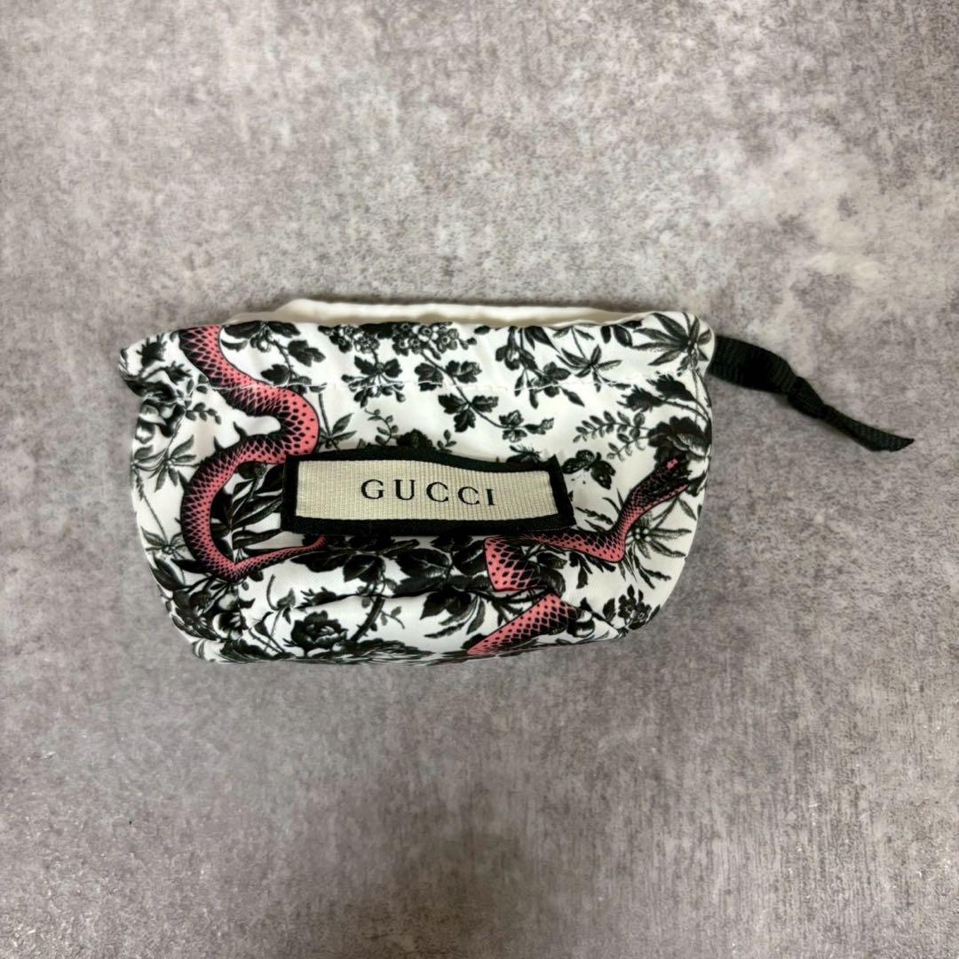 GUCCI　グッチ　ピアス　インターロッキング　アラベスク　燻　両耳用