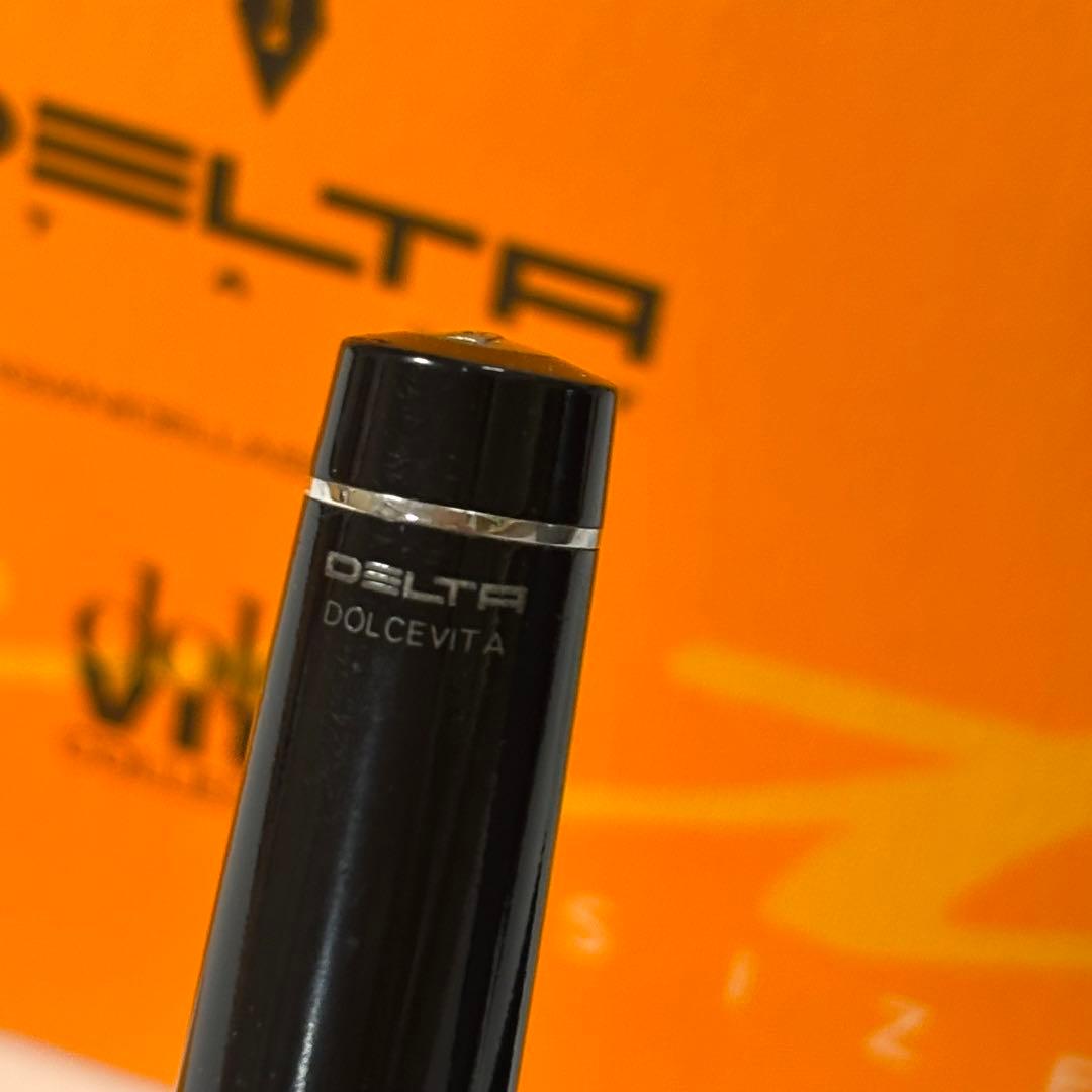 DELTAデルタ　ドルチェビータ　ミディアム　ボールペン