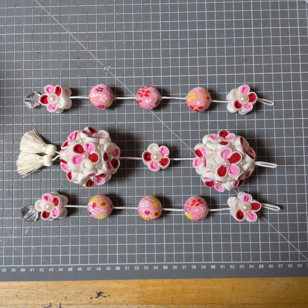 つまみ細工 吊るし飾りと雛飾りセット　 雛壇 　赤