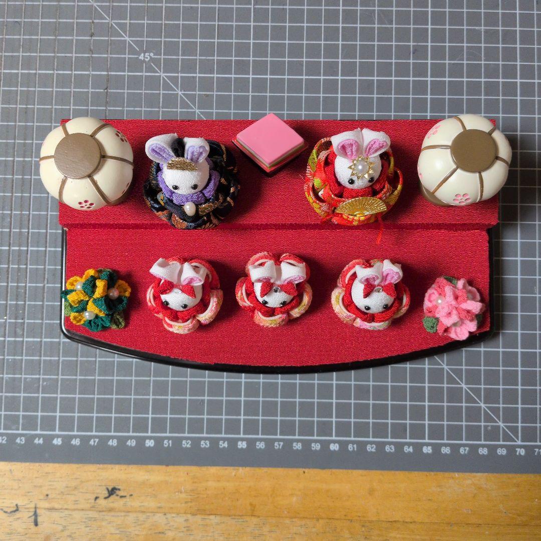 つまみ細工 吊るし飾りと雛飾りセット　 雛壇 　赤