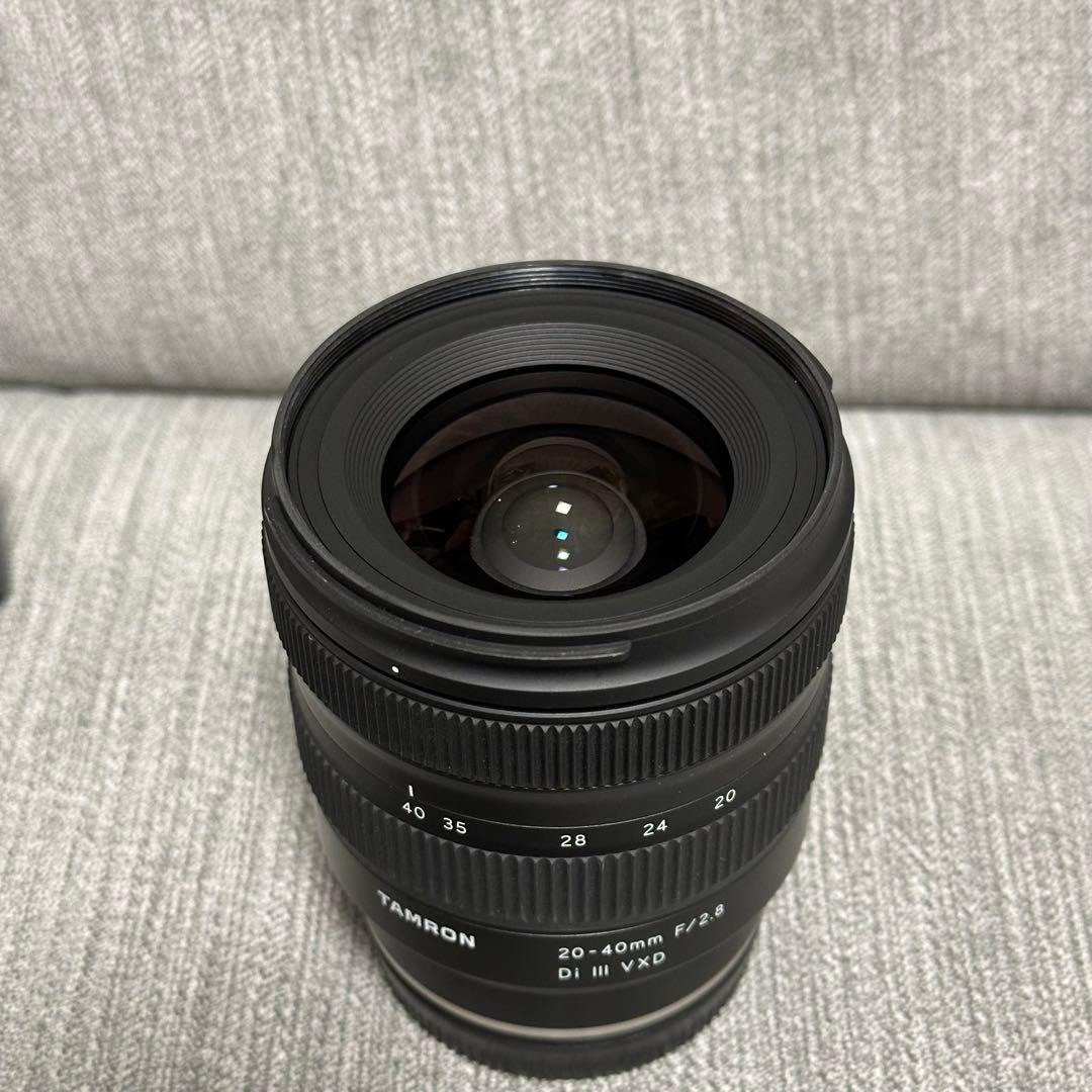 【タイムセール】カメラレンズ 箱付き TAMRON 20-40mm F/2.8