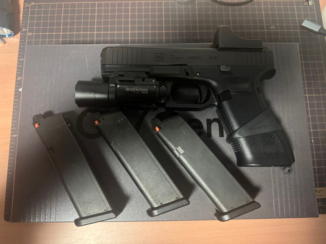 【最終値下げ】東京マルイG17 Gen5 MOS グロック17 外装カスタム