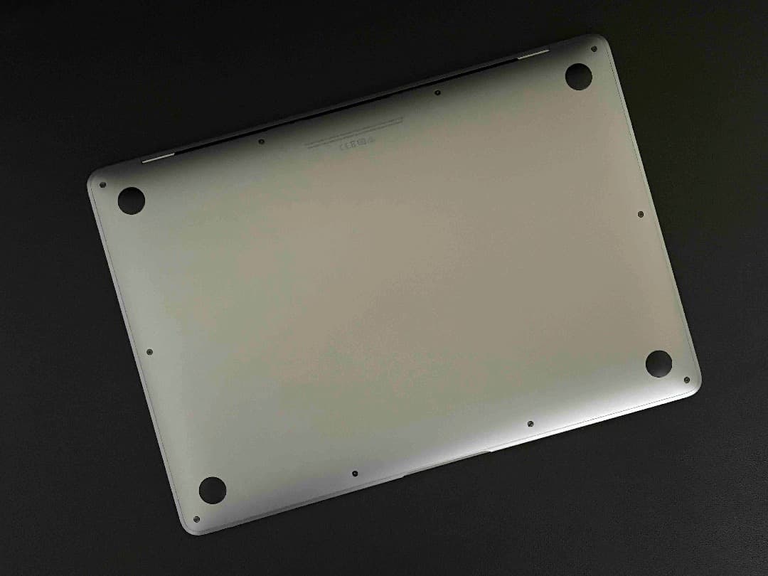 【美品】MacBook Air（M1,2020）13.3㌅ 16GB CTO