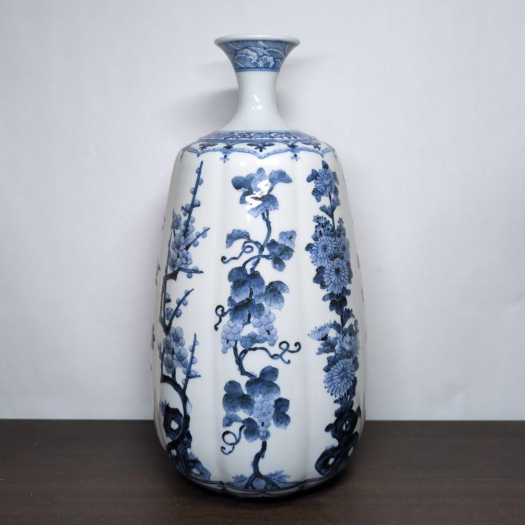 山本長左 作 九谷焼 青華 吉祥樹花紋 花瓶 「雅(みやび)」高さ約37cm