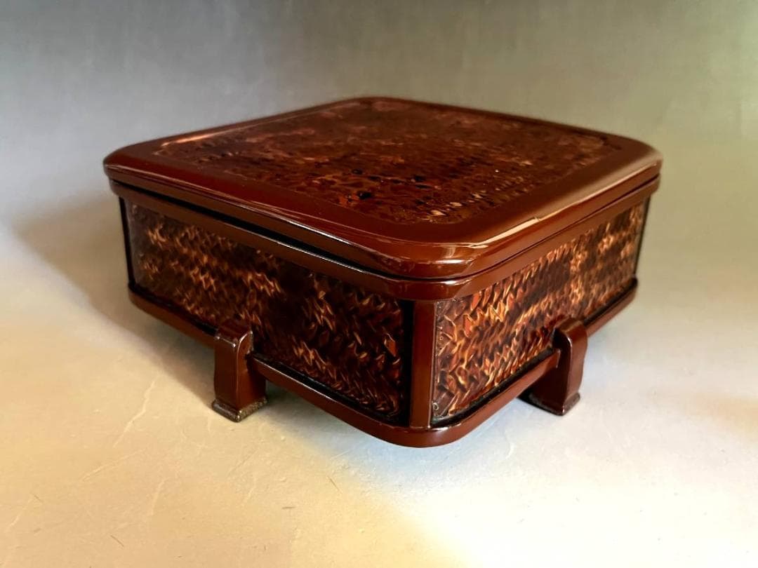 菓子器■ぬし 嘉兵工 四つ足 漆器 塗り 四角 菓子鉢 共箱 時代物 骨董品■