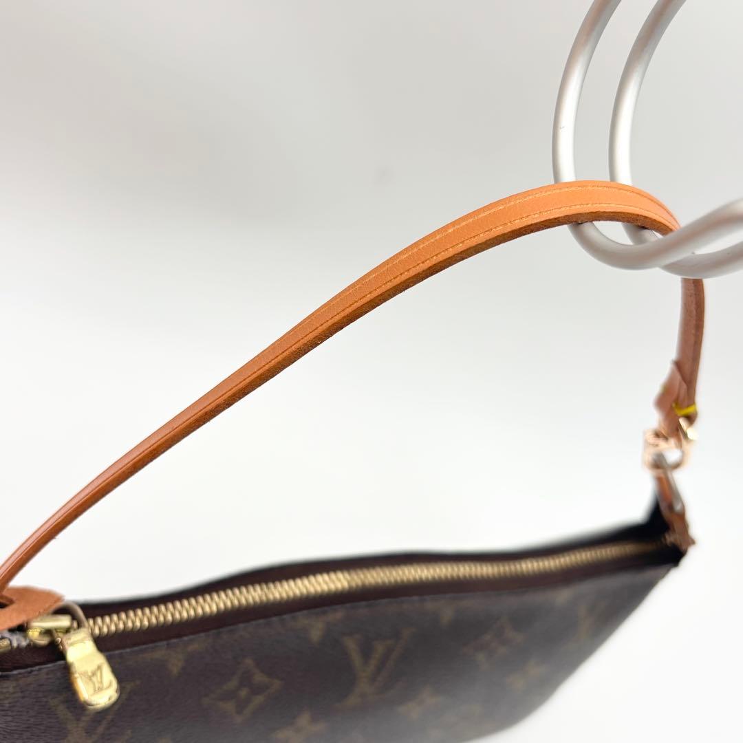 ルイヴィトン 　ポシェット アクセソワール アクセサリーポーチ ハンドバッグ