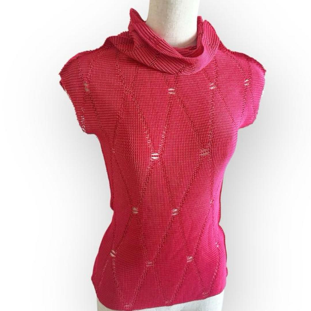 イッセイミヤケ　ミーバイイッセイミヤケ プリーツプリーズ　ノースリーブ