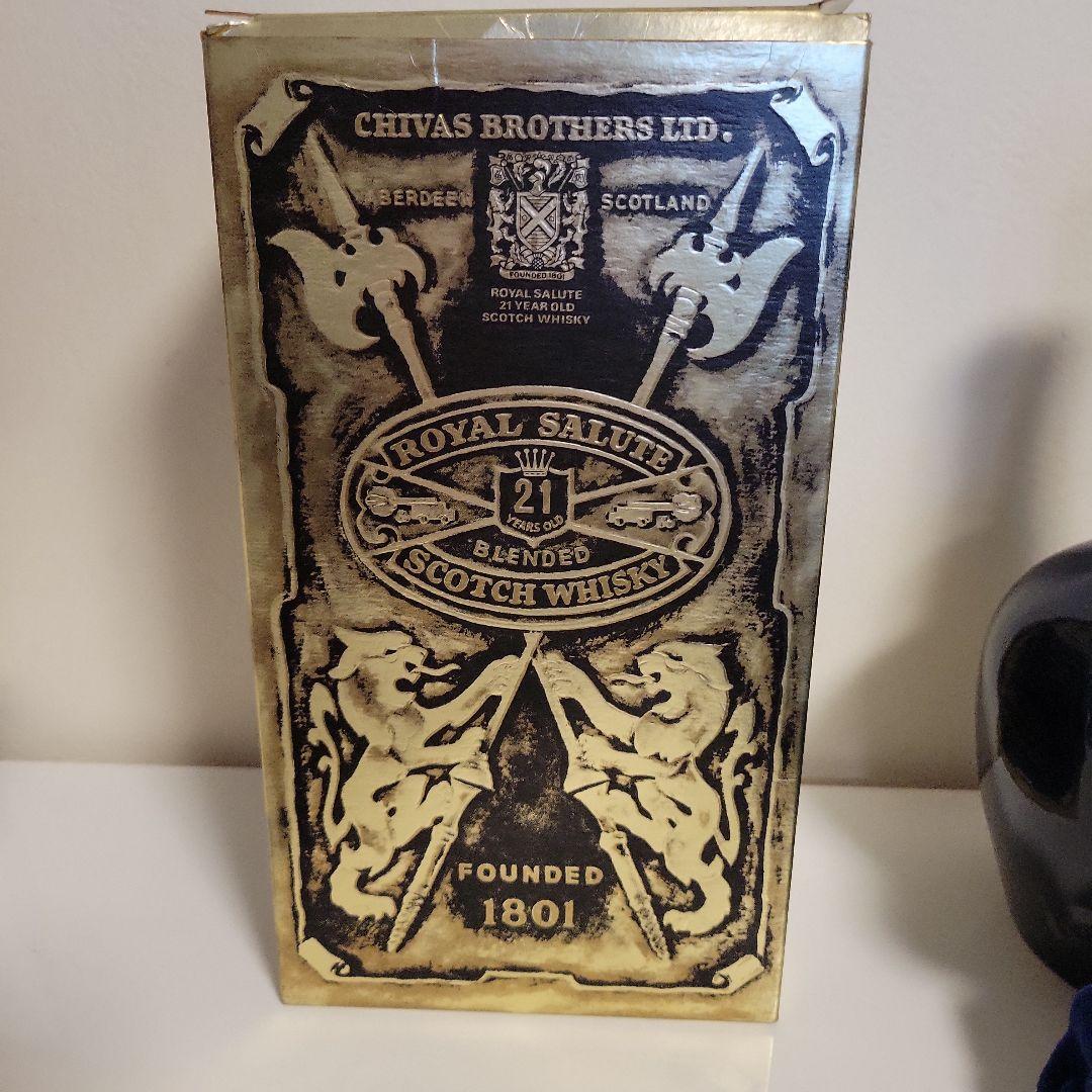 シーバスリーガル ロイヤルサルート　21年 青 陶器ボトル