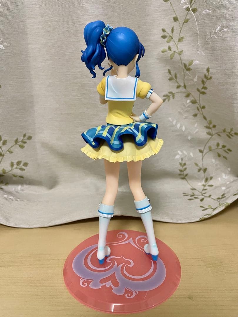 アイカツ　フィギュア　Lucrea（ルクリア）