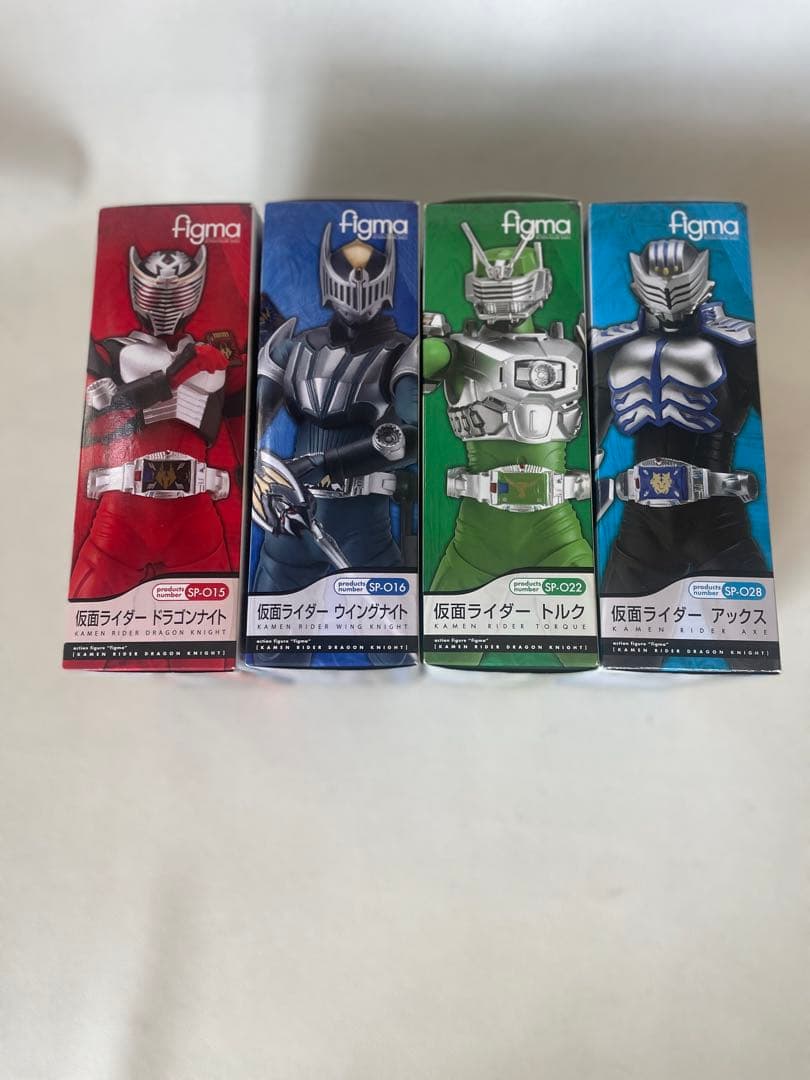 仮面ライダー ドラゴンナイト ドラゴンナイト ウイングナイト トルク アックス