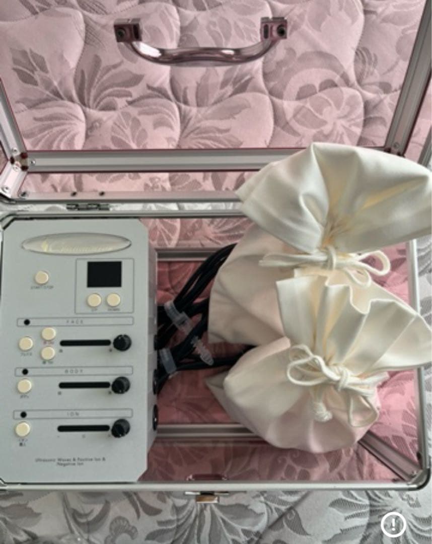 美容機器　ラシュレ　ブランシュローズ