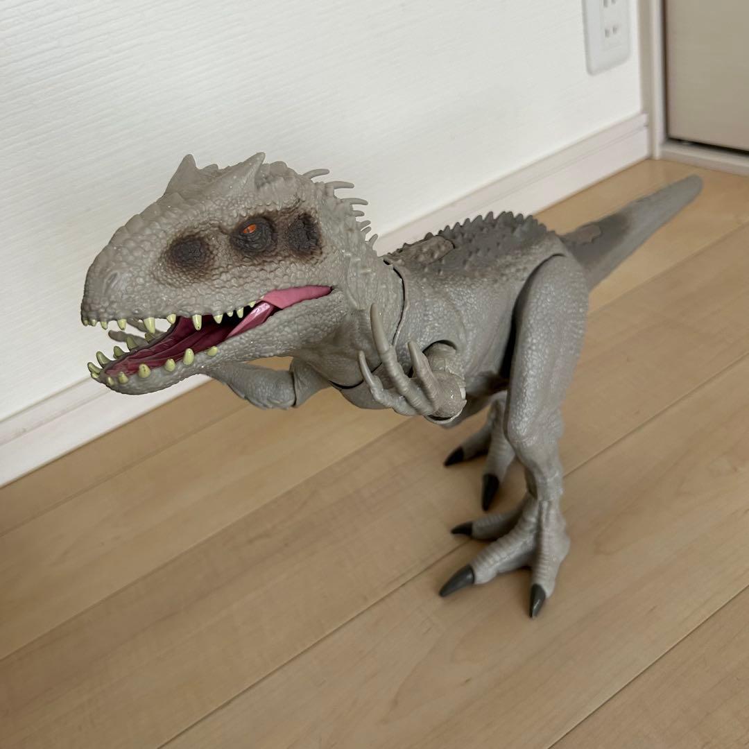 ジュラシックワールド　インドミナスレックス/ティラノサウルス/スピノサウルス