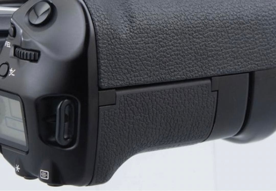 Canon キヤノン EOS 3 フィルム一眼レフカメラ