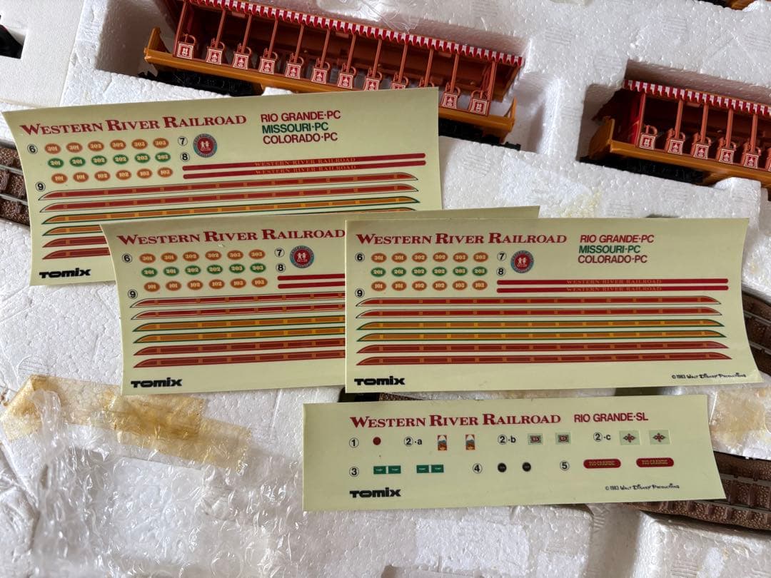 ド*グ様 東京ディズニーランドウエスタンリバーレールロード セット Nゲージ 鉄