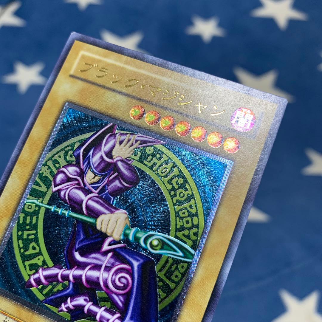 遊戯王　ブラック・マジシャン　レリーフ