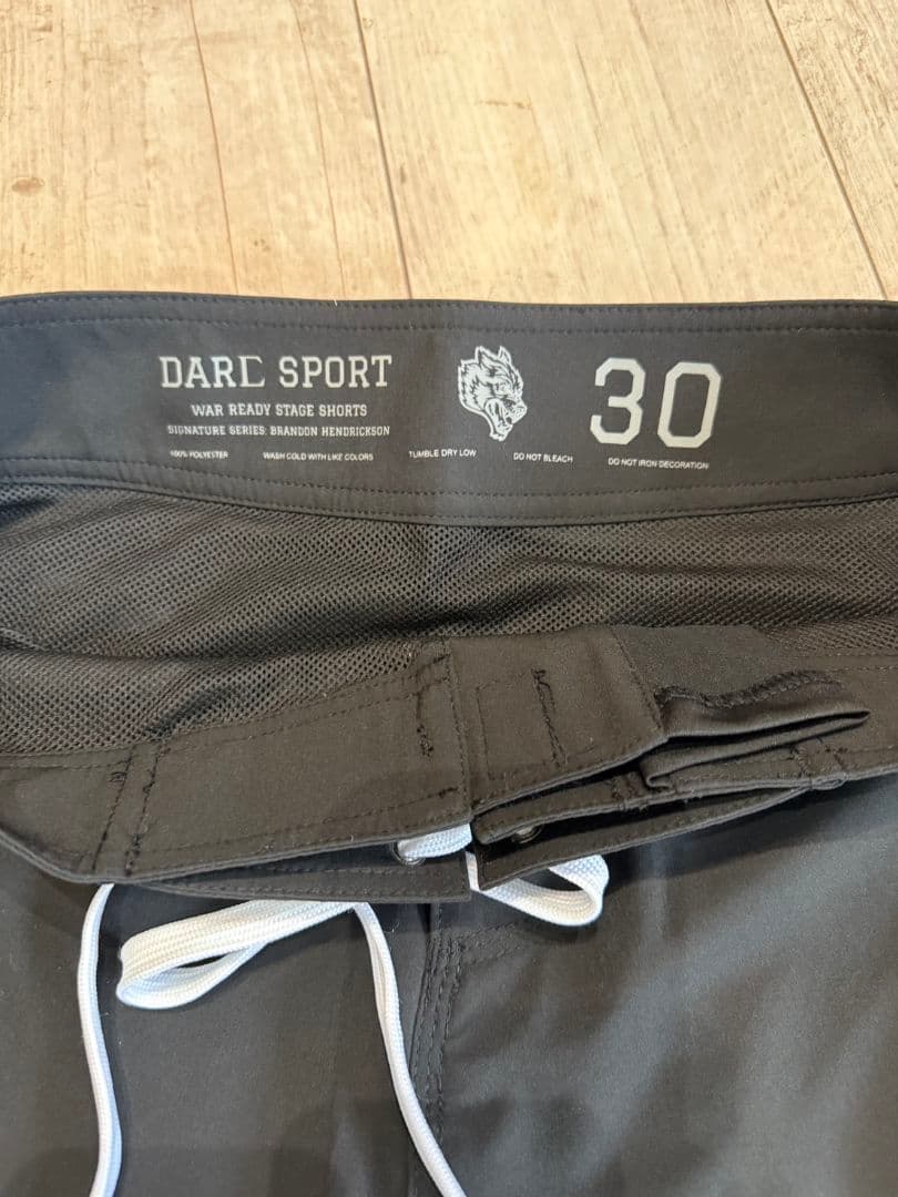 激レア　DARC SPORT 水着ショーツ 30インチ