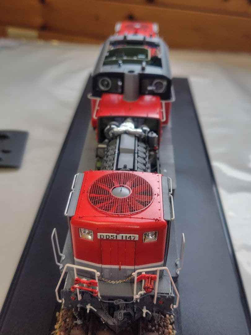 アオシマ　DD51 1147　貨物更新色【完成品】