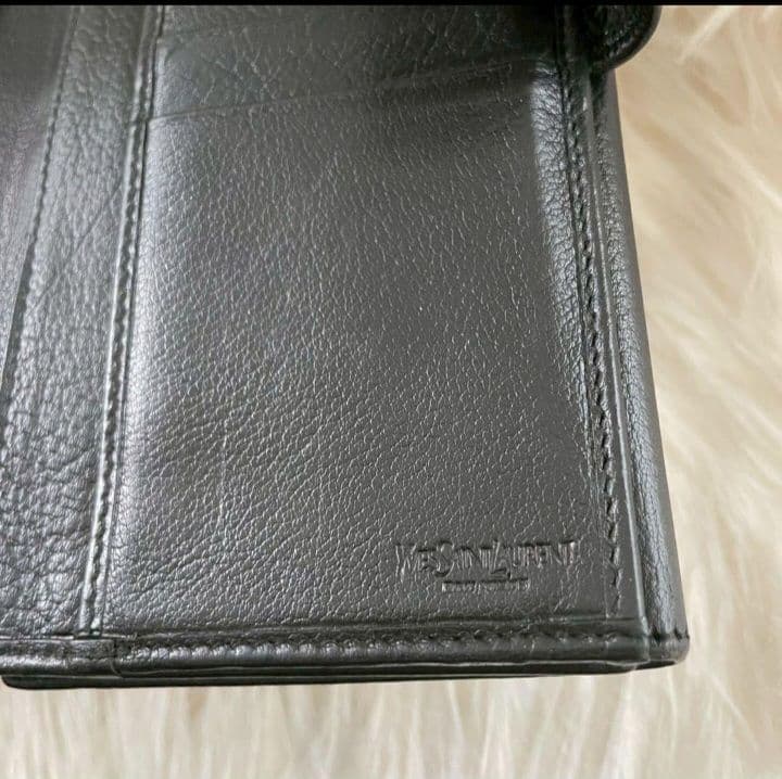 イブサンローラン YSL 二つ折り 財布 スタッズ ロゴ 黒 ブラック 正規品