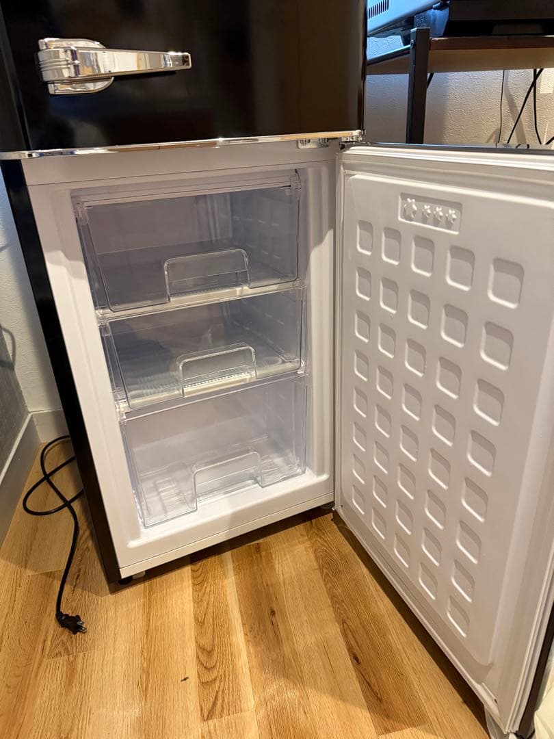 まるもる-レトロ風　冷蔵庫 PRR-142D-B ブラック 130L