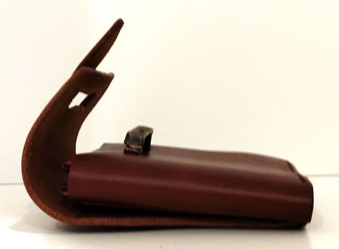 池之端銀革店　イタリアンレザー牛革　ギャルソン 三つ折り財布