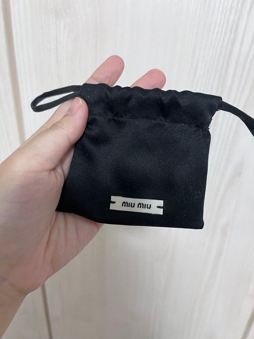 MIU MIU miumiu ミウミウ エナメルメタル ピアス