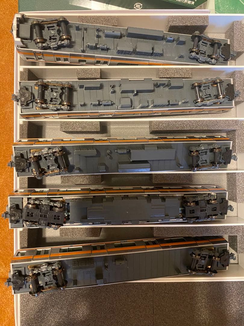 KATO E233系 0番台 H編成　中央線 10-541 10-542