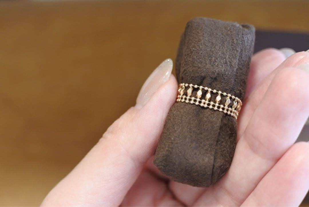 ココシュニック　ミラーカットビーズチェーンリング