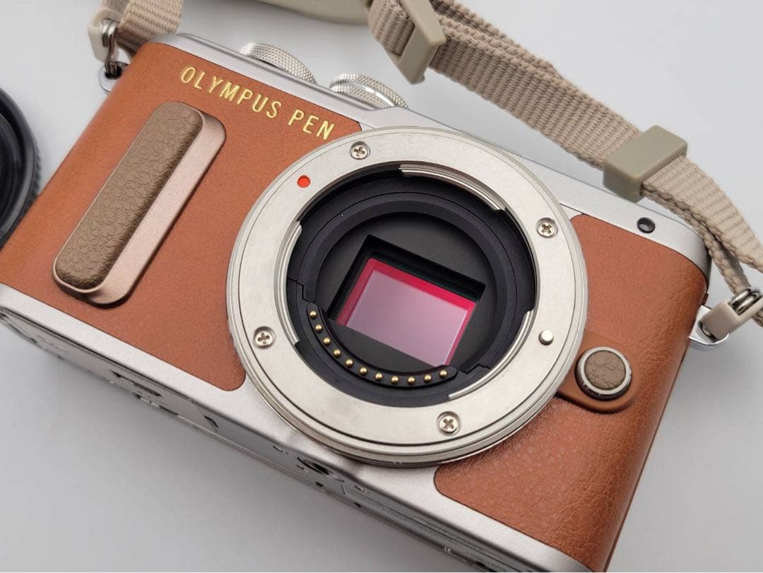 OLYMPUS PEN E-PL8 ミラーレス一眼 デジタルカメラ ブラウン
