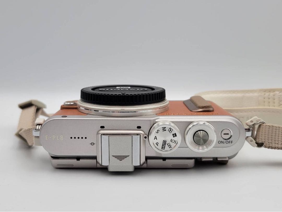 OLYMPUS PEN E-PL8 ミラーレス一眼 デジタルカメラ ブラウン