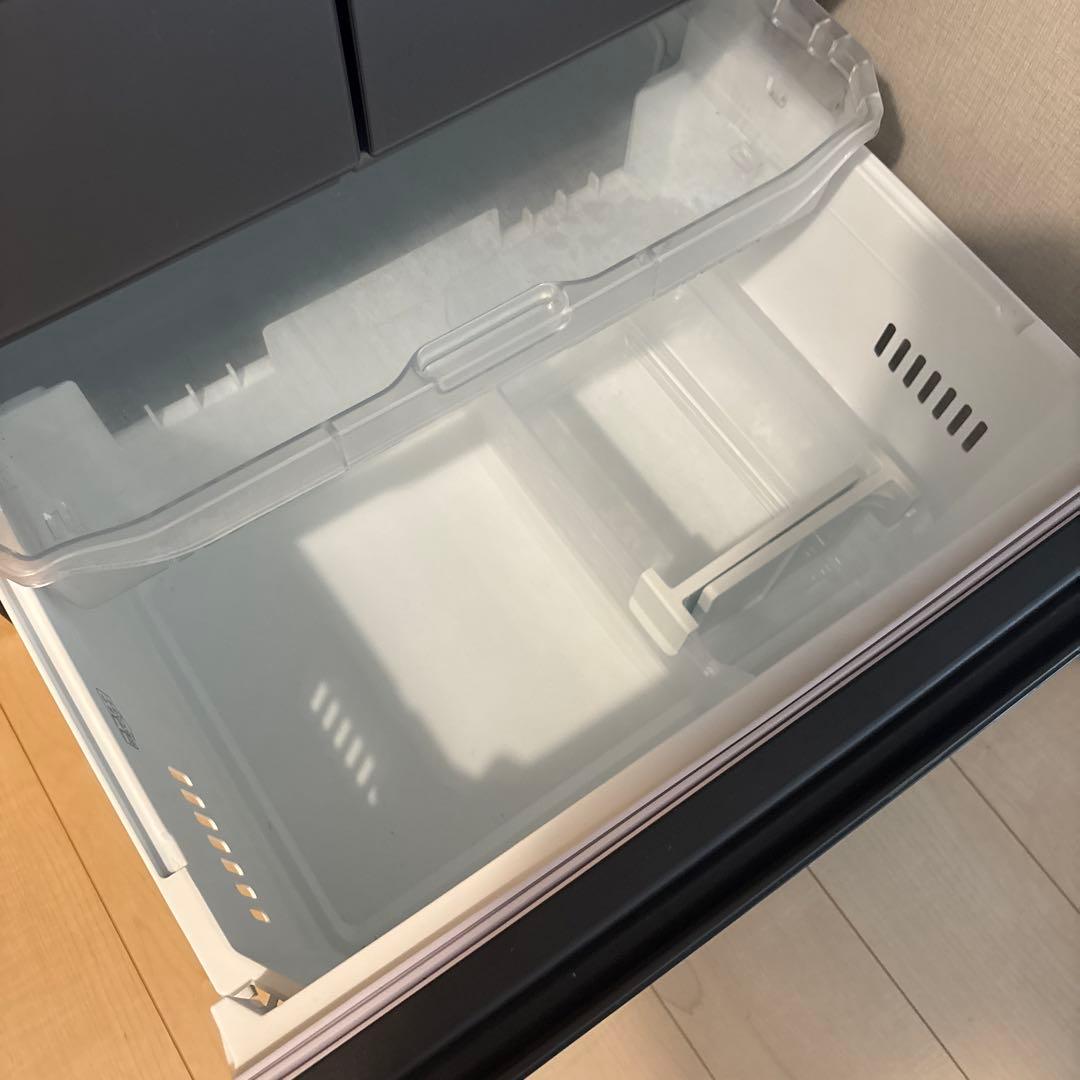 価格相談可【2023年製 ほぼ未使用品】TOSHIBA 6ドア冷蔵庫 シルバー