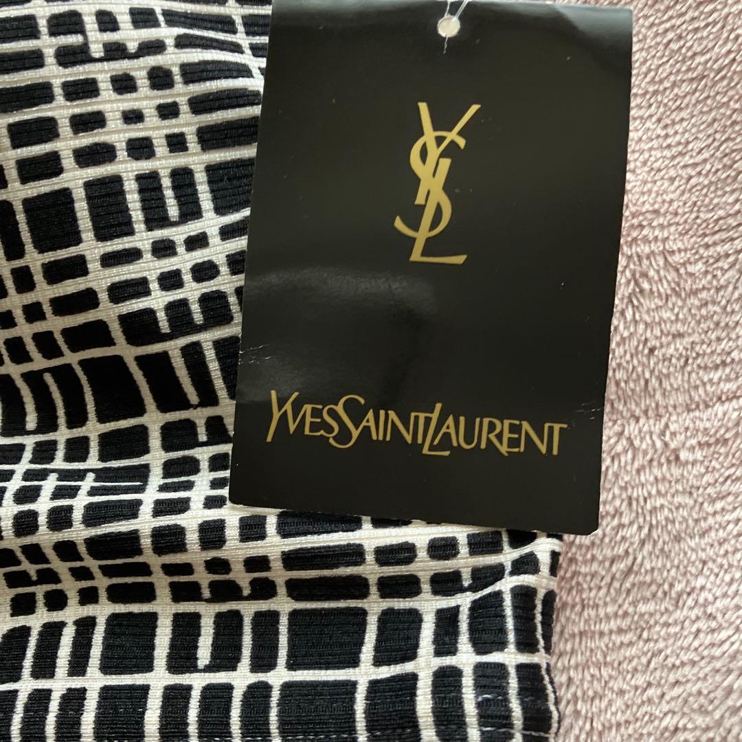 【未使用】イブサンローラン　上下水着